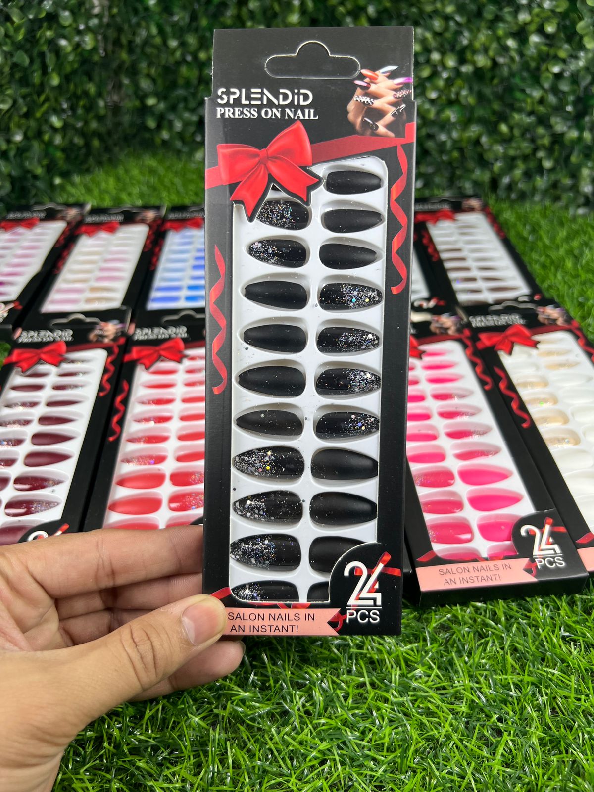 Box of 24 Splendid False Nails with Glue Stickers