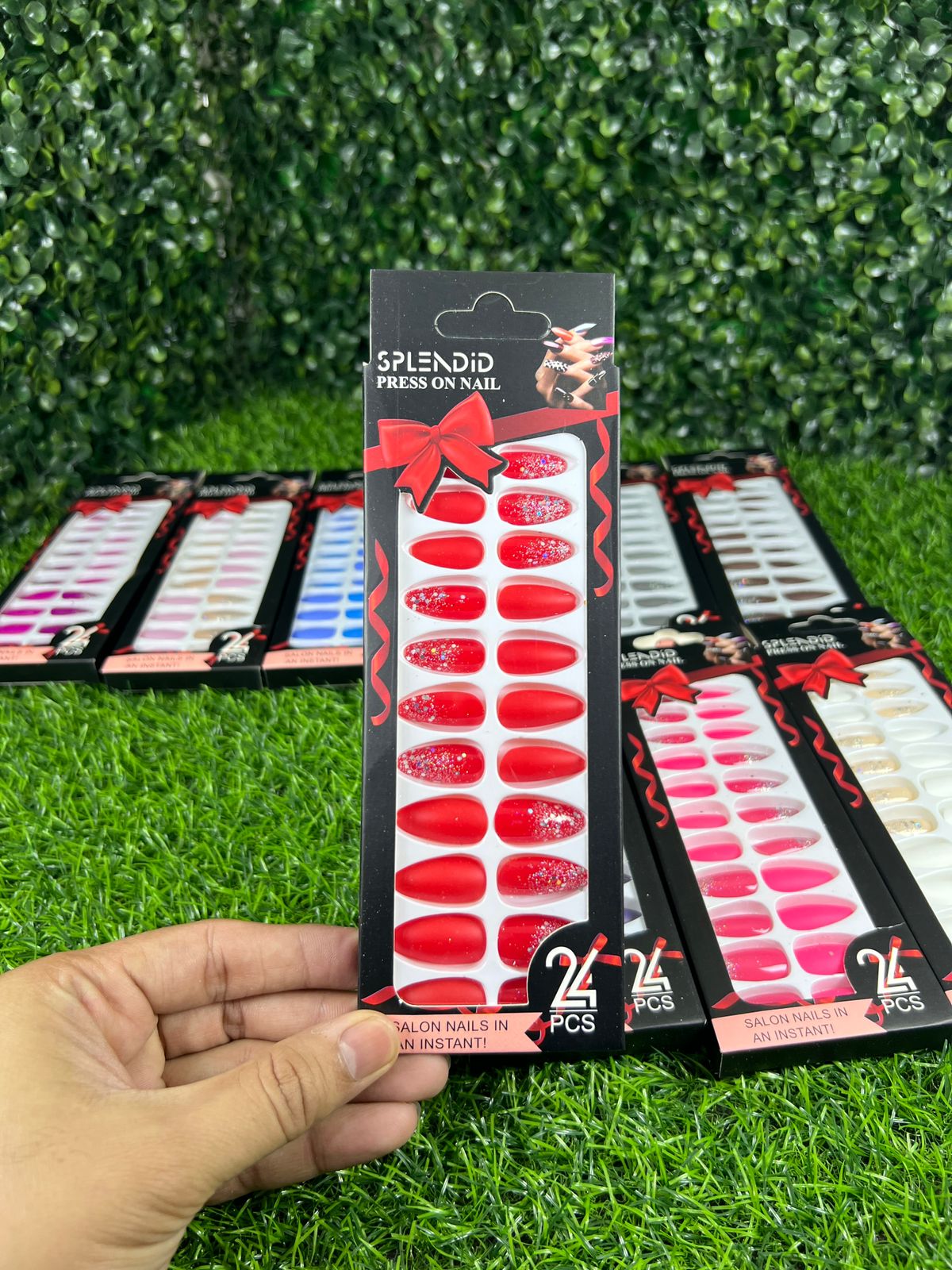 Box of 24 Splendid False Nails with Glue Stickers