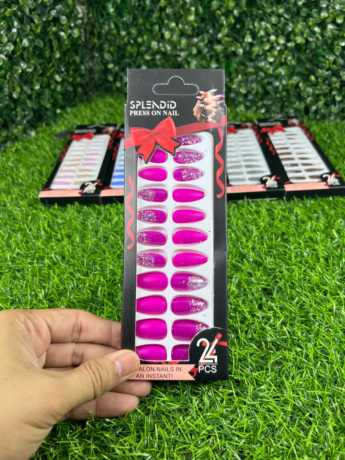 Box of 24 Splendid False Nails with Glue Stickers