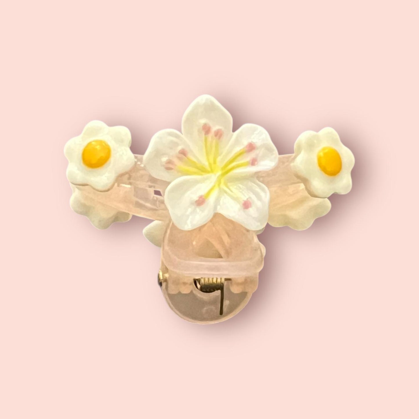 Premium Floral Hair Claw Clip – Soft Pink with Daisy Design