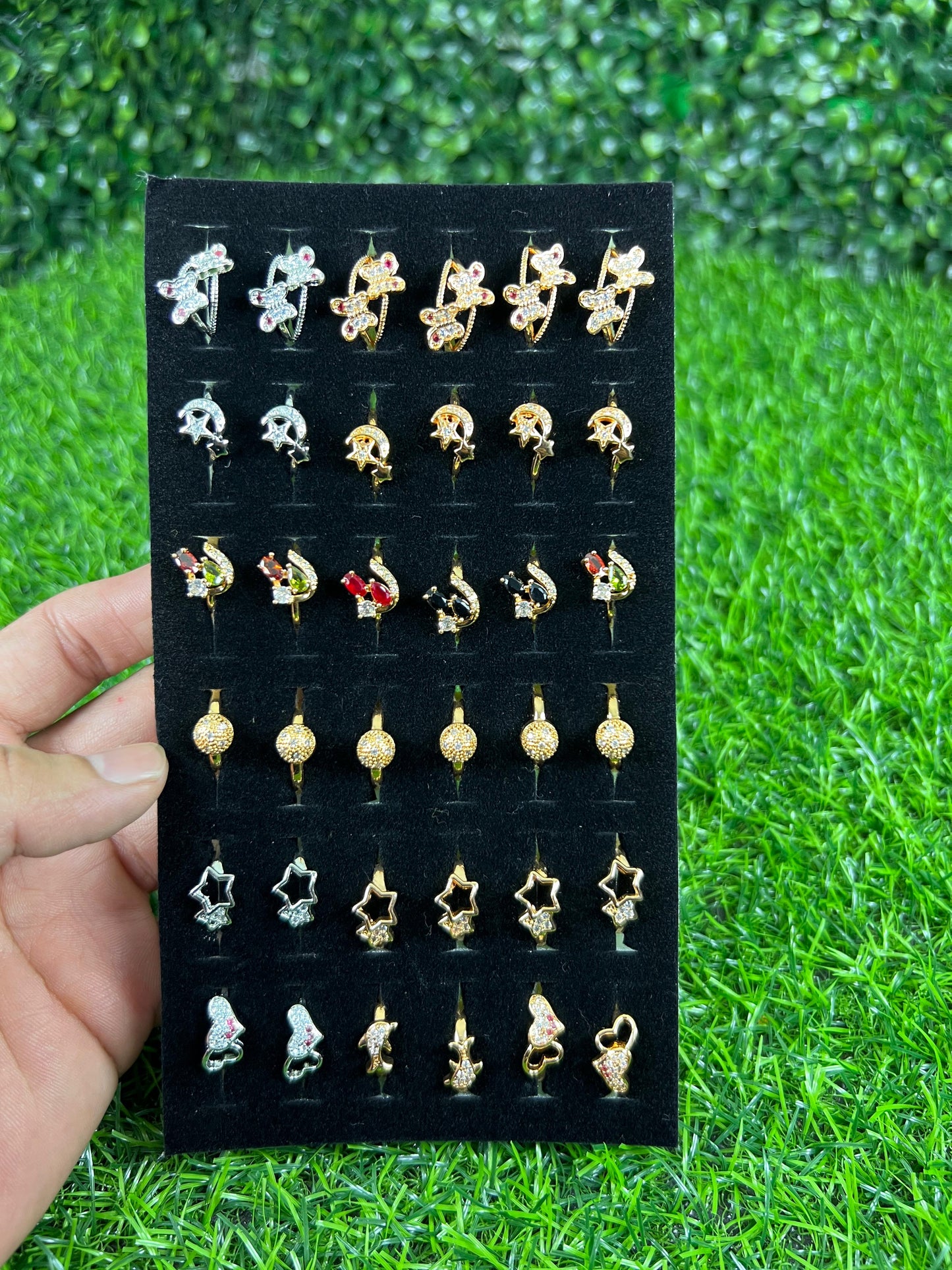 06 Pcs | Sparkling gold rings for girls (only small size)