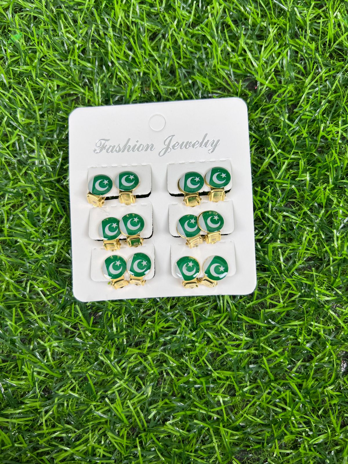 6 pairs| 14 august chutki ear studs round