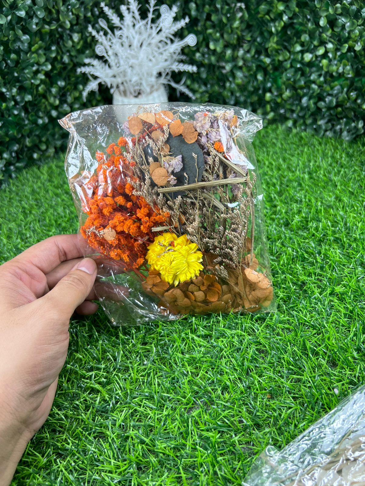 1 piece | Dry flowers resin art