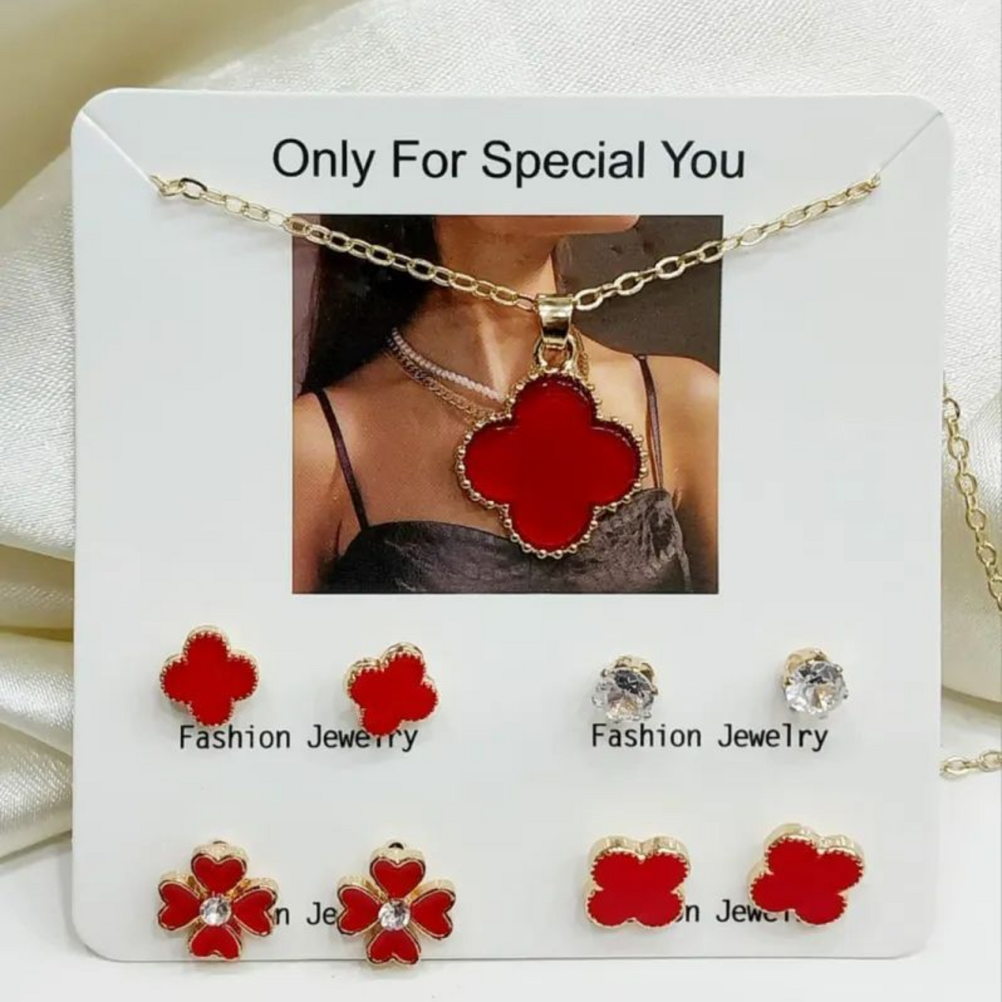 Elegant Clover Pendant & Earring Set