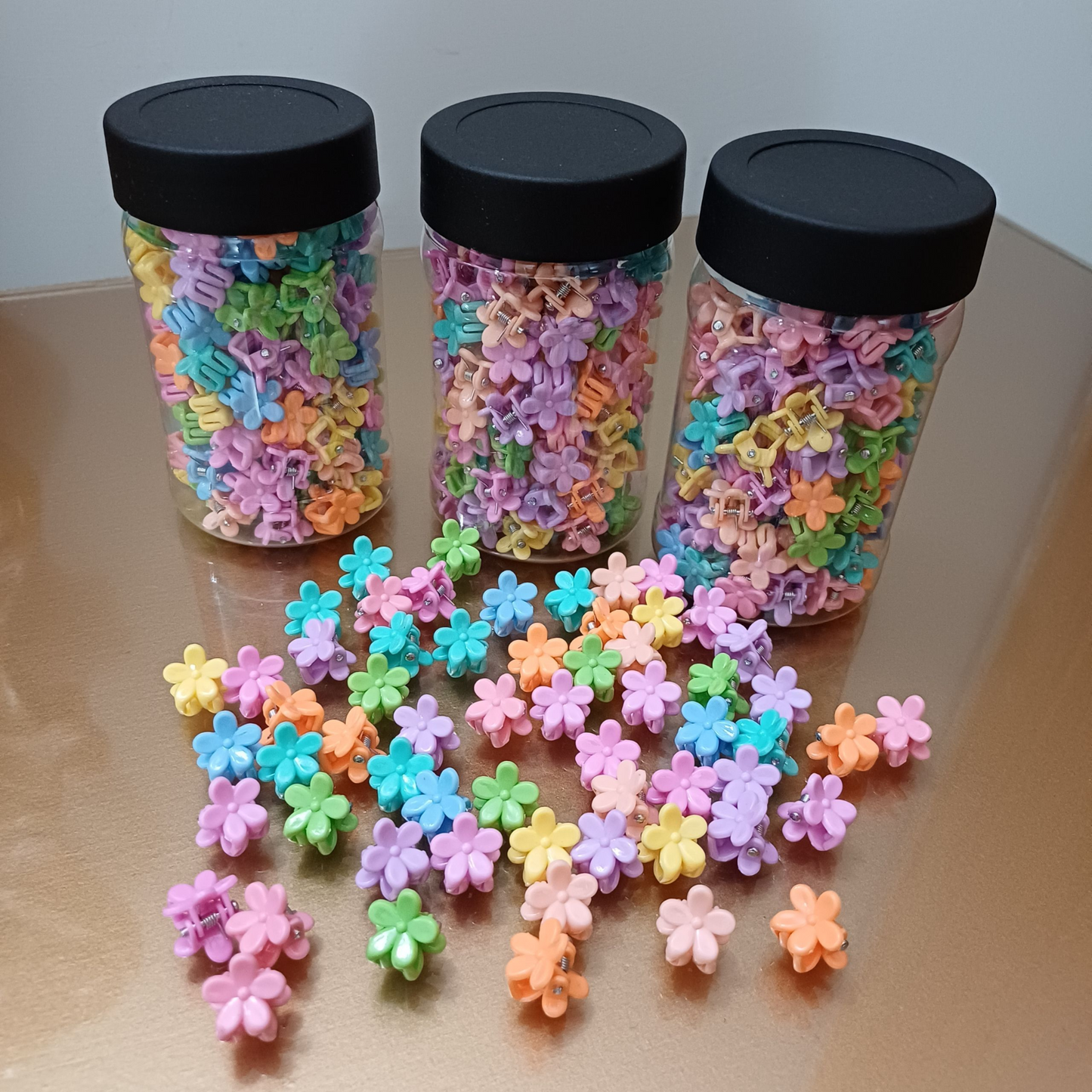 Flower Hair Clips Jar of 100 Pcs